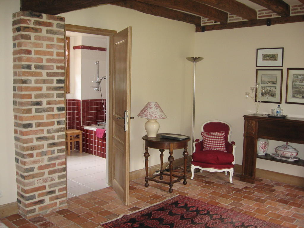 Bed and Breakfast Les Vieux Guays Cerdon  Zimmer foto