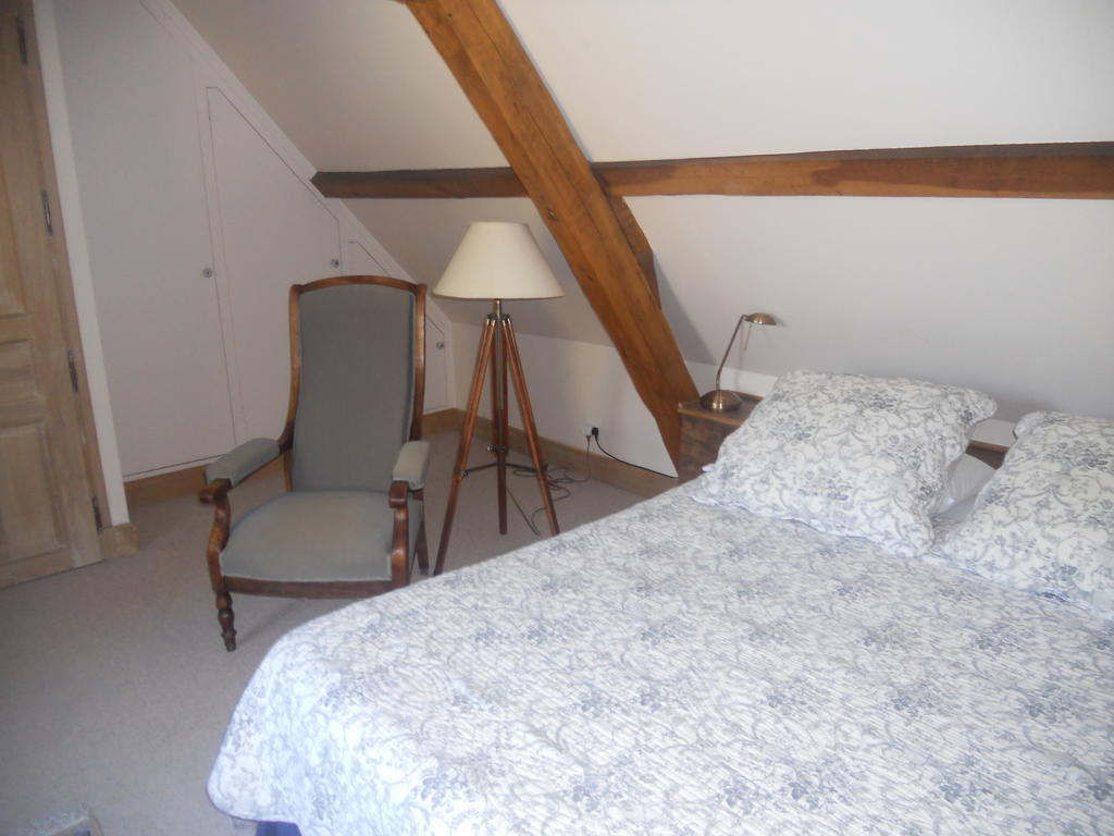 Bed and Breakfast Les Vieux Guays Cerdon  Zimmer foto